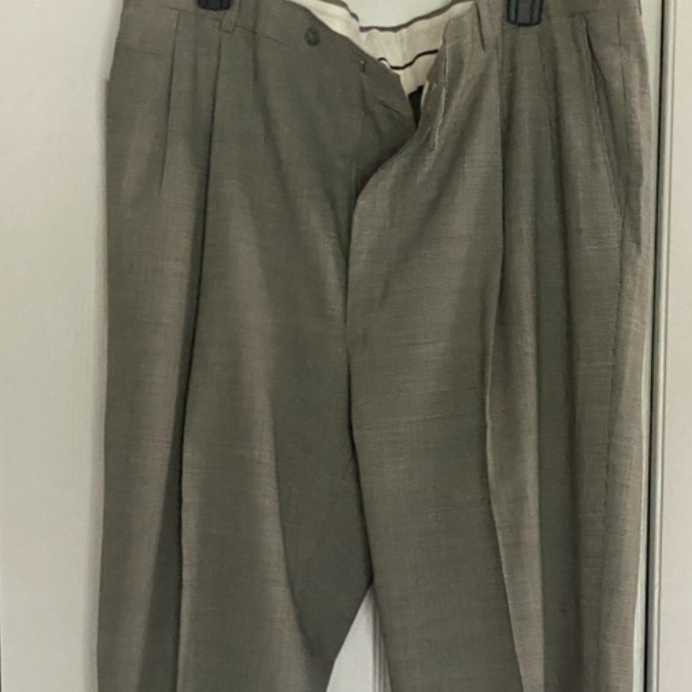 Hart Schaffner Marx Comfort Plus (40 Waist)